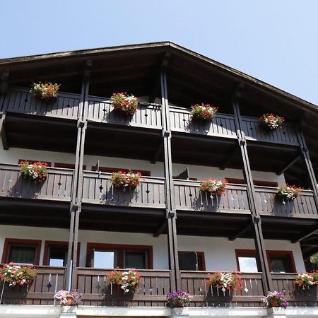 Hotel La Palu Pinzolo Buitenkant foto